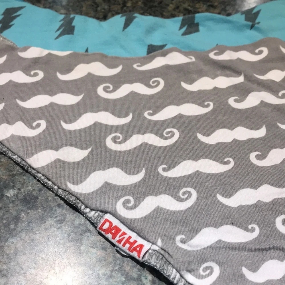 Lot of Four cotton bandana baby bibs. Double snaps. Danha and Little Bean